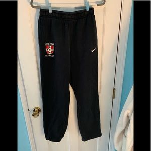 Black Nike women’s Sweatpants M